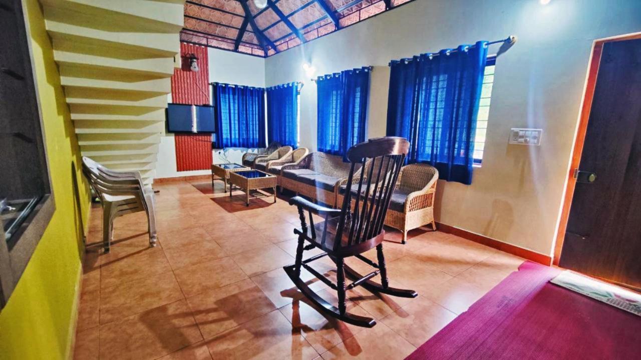 Staymaker Kasargali Homestay Sakleshpur Extérieur photo