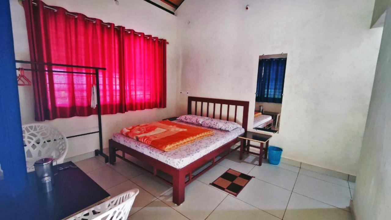 Staymaker Kasargali Homestay Sakleshpur Extérieur photo