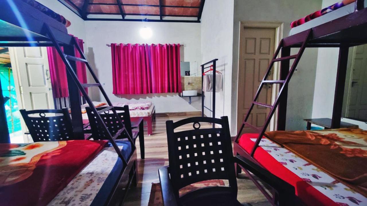 Staymaker Kasargali Homestay Sakleshpur Extérieur photo